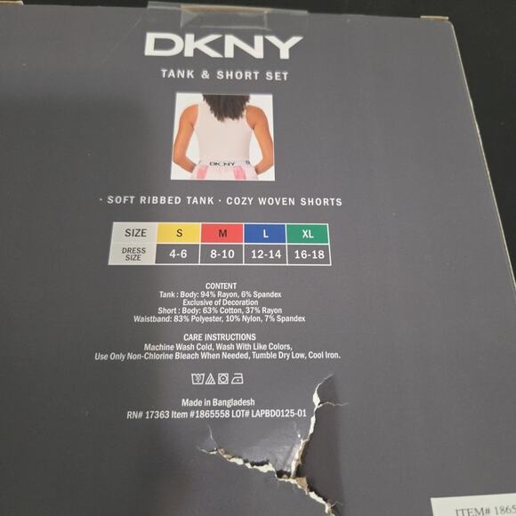 DKNY Women's 2 Piece Tank And Short Set Size Large - Picture 4 of 5